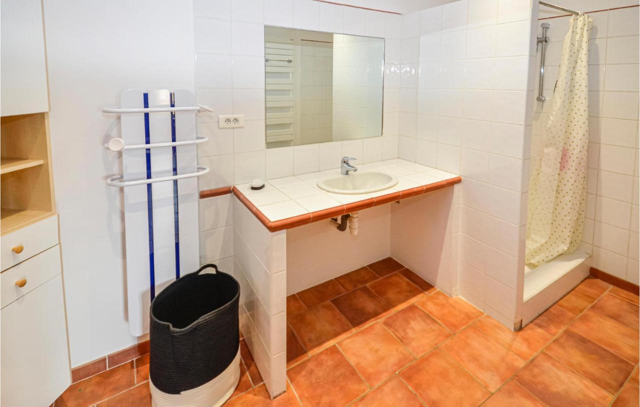 3 Bedroom Awesome Home In Chateuneuf De Gadagne Châteauneuf-de-Gadagne Eksteriør billede