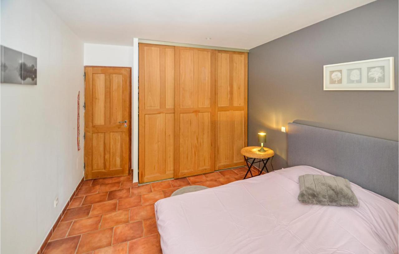 3 Bedroom Awesome Home In Chateuneuf De Gadagne Châteauneuf-de-Gadagne Eksteriør billede
