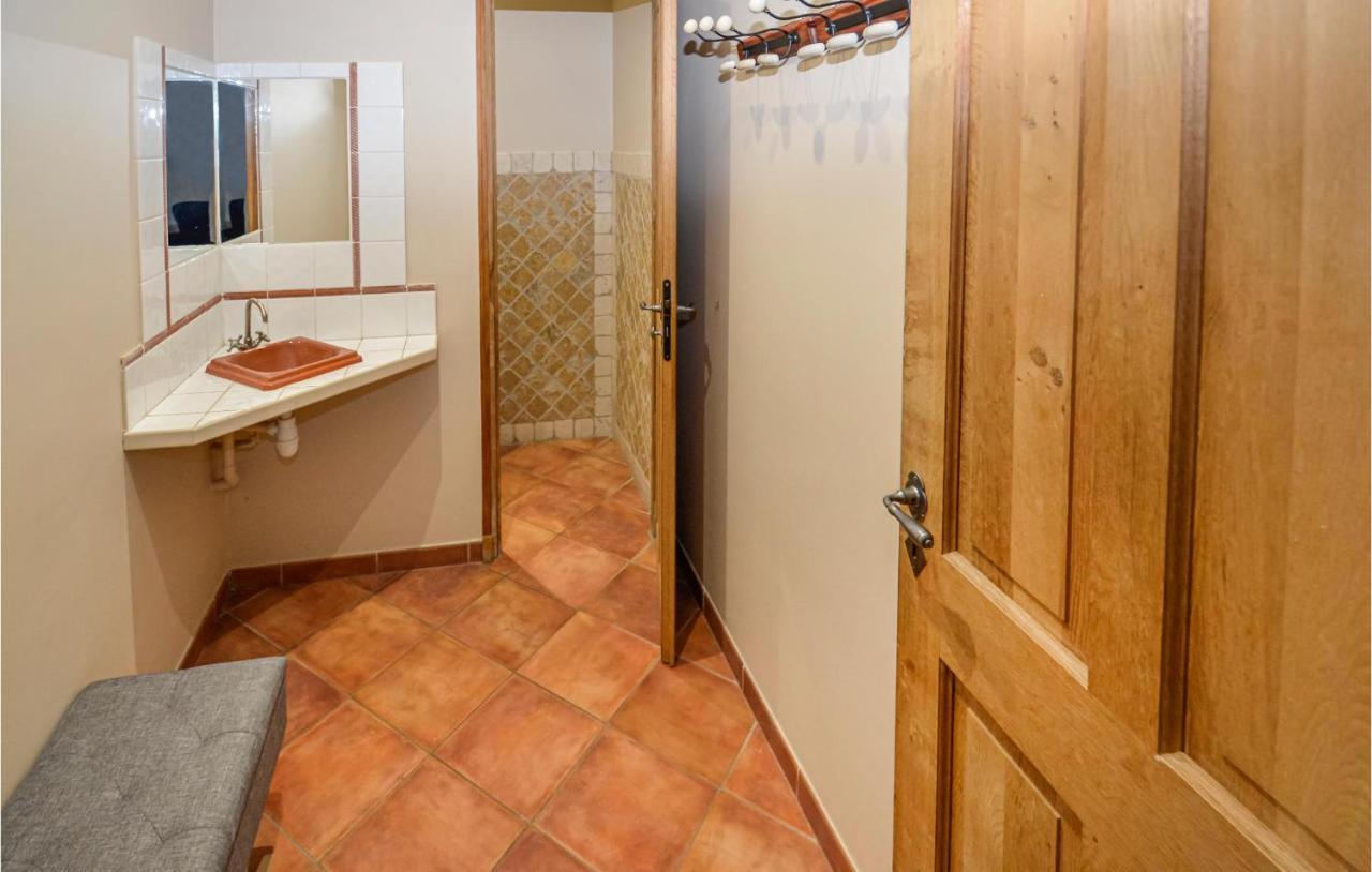 3 Bedroom Awesome Home In Chateuneuf De Gadagne Châteauneuf-de-Gadagne Eksteriør billede