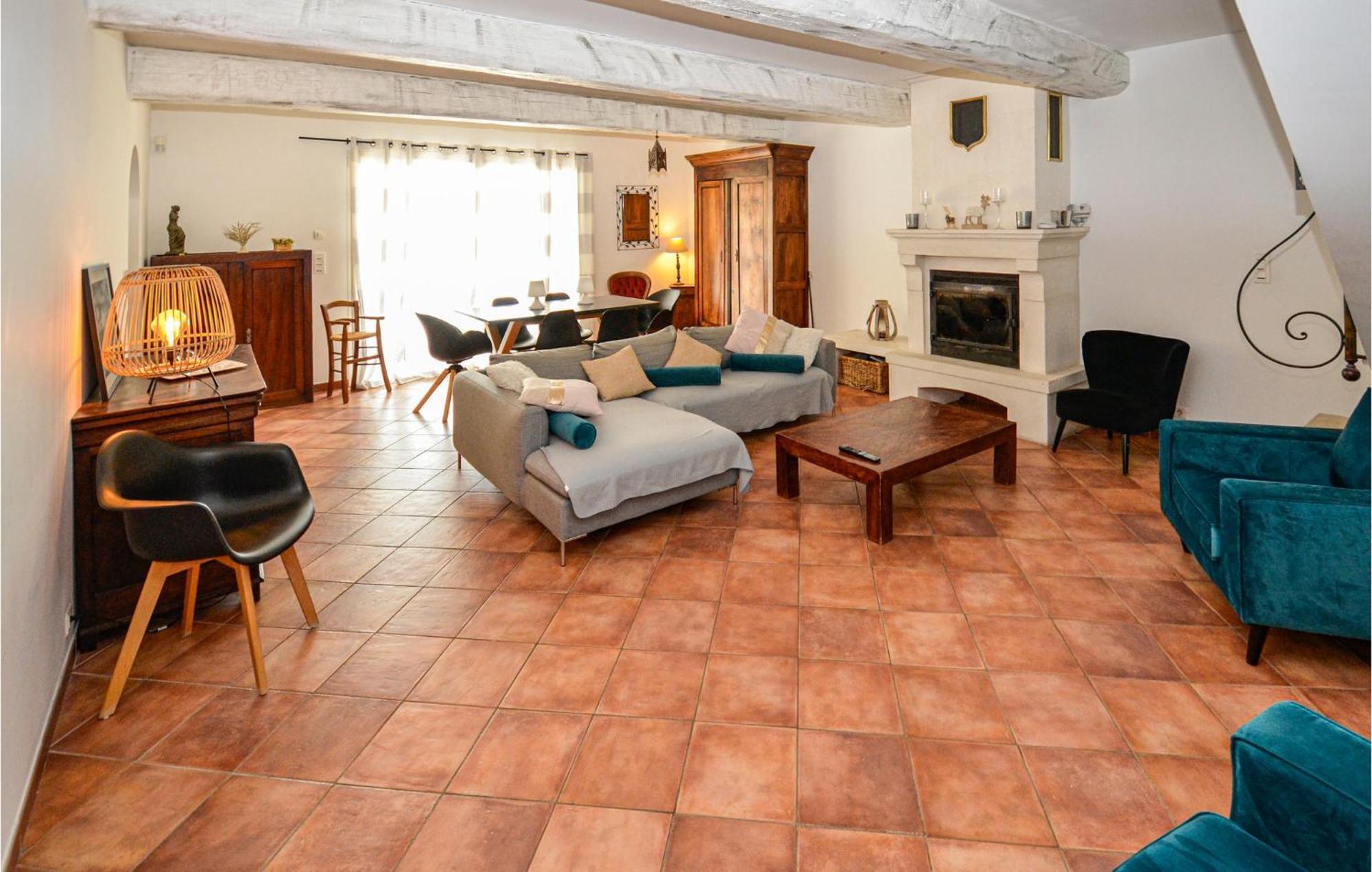 3 Bedroom Awesome Home In Chateuneuf De Gadagne Châteauneuf-de-Gadagne Eksteriør billede